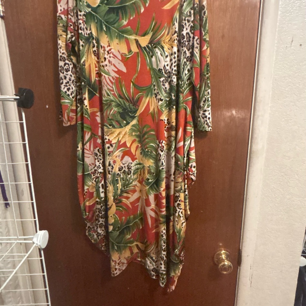 Tropical Print Maxi Dress - Picture 5 of 16